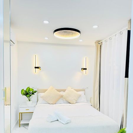 A Y A Apartamento Fuenlabrada Esterno foto